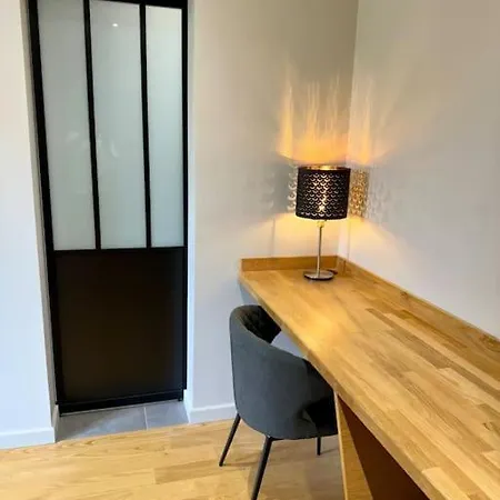 Maison Moderne Au Calme à Hébergement de vacances Gannat