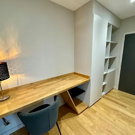 Maison Moderne Au Calme à Hébergement de vacances