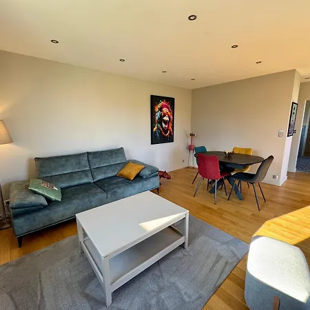 Maison Moderne Au Calme à Hébergement de vacances