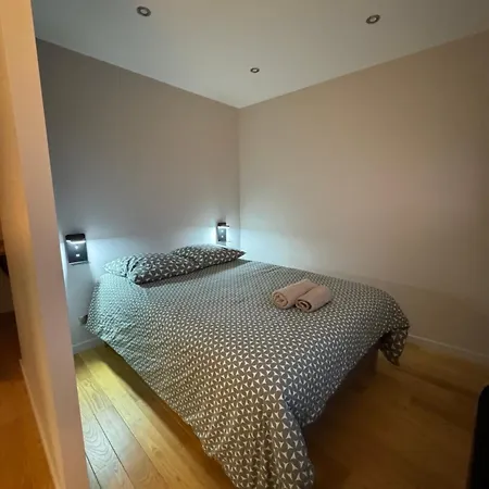 Maison Moderne Au Calme A Gannat