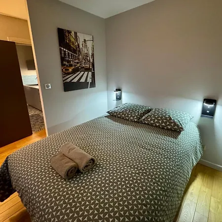 Maison Moderne Au Calme à Hébergement de vacances